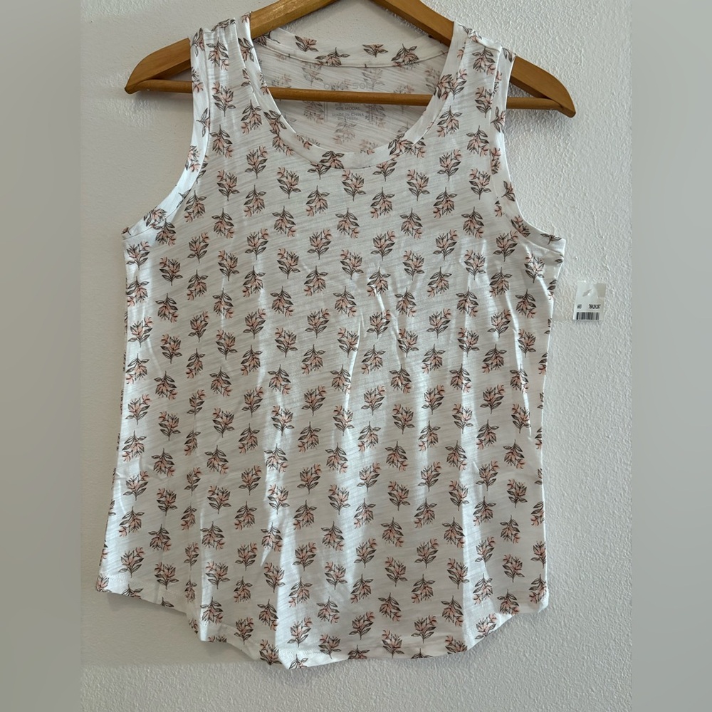 BLUE SOL Elegant crean Floral Tank Top SIZE S
